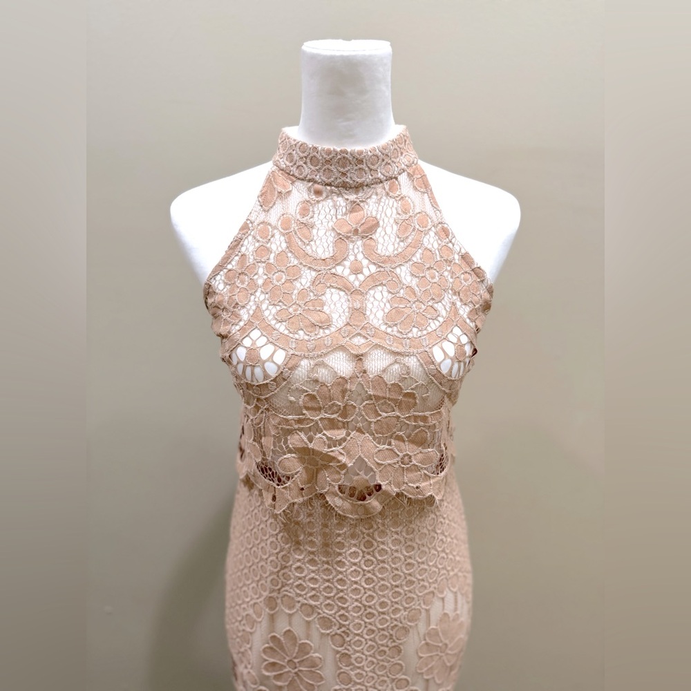Misguided Dress peach color size 6
New without tags